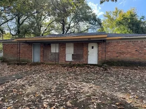 2947 Carnes Ave, Memphis, TN 38111