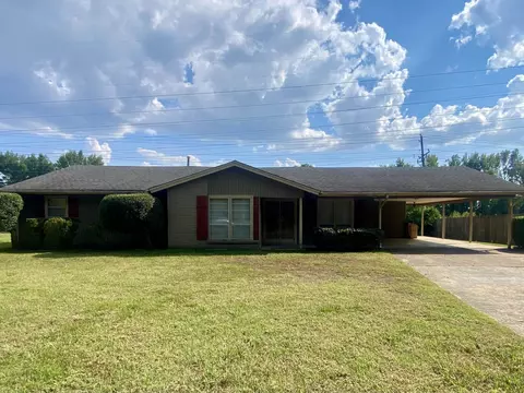 6121 Southampton Dr, Memphis, TN 38119