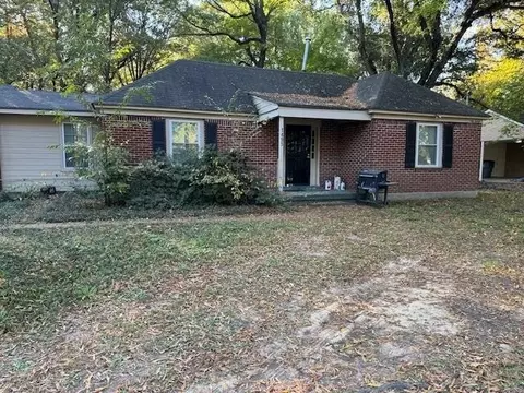 1495 Alta Vista Dr, Memphis, TN 38127