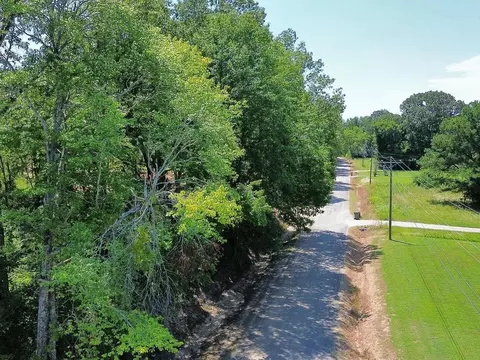 308 Dogwood Rd, Byhalia, MS 38611