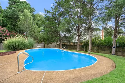 2818 Lanthorn Dr, Cordova, TN 38016