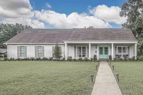 7106 Paddock Cv, Germantown, TN 38138