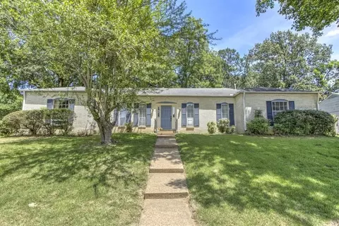 2120 Hampton Hill Dr, Memphis, TN 38134