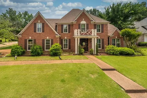 8781 River Hollow Dr, Cordova, TN 38016