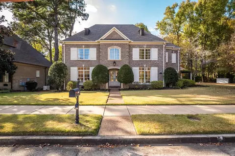 2223 Beau Ridge Cv, Germantown, TN 38138