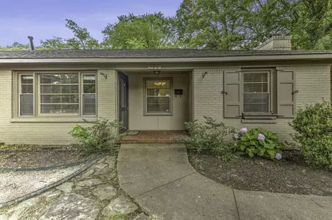 1025 W Perkins Rd, Memphis, TN 38117