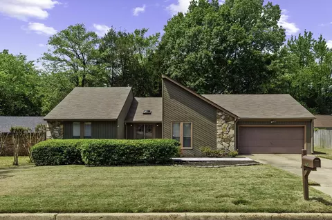 73 Mysen Cir, Cordova, TN 38018