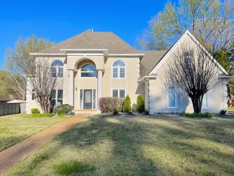 3361 E Shea Oaks Cv, Collierville, TN 38017