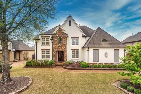 1279 Bull Creek Ln, Collierville, TN 38017