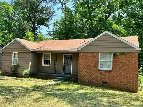 3140 St Charles Dr, Memphis, TN 38127