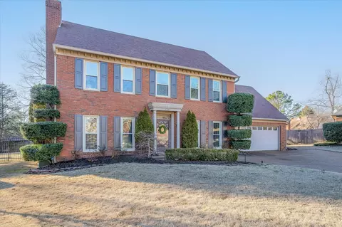 8323 St Ives Cv, Cordova, TN 38016