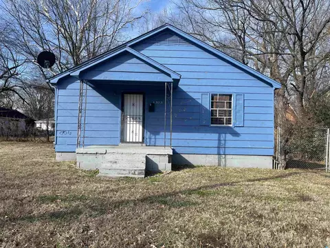 1303 College St, Memphis, TN 38106