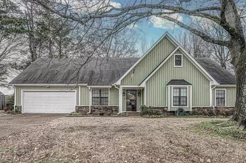 2095 Kingsrow Pkwy, Cordova, TN 38016