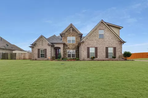 199 Hawthorn Ln, Atoka, TN 38004