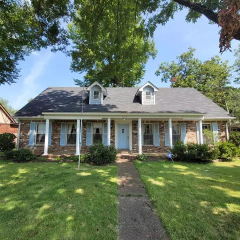 1438 Brookside Dr, Germantown, TN 38138