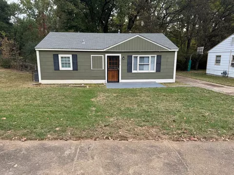 1016 Creston Dr, Memphis, TN 38127