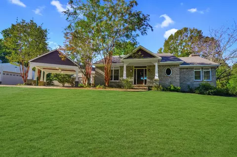 101 Fernwood Cv, Burlison, TN 38015