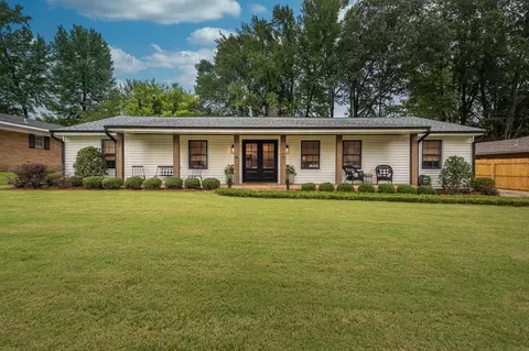 8060 Neshoba Rd, Germantown, TN 38138