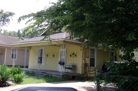 797 N Highland St, Memphis, TN 38122