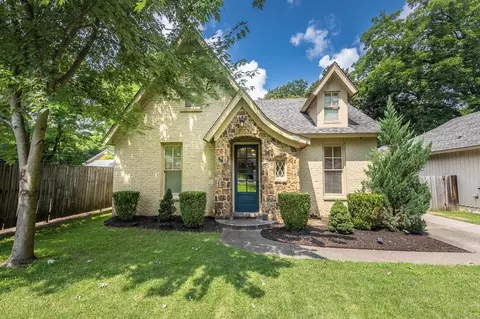 585 Alexander St, Memphis, TN 38111