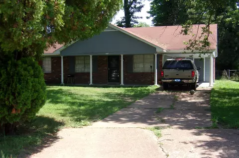 5176 Sea Shore Rd, Memphis, TN 38109