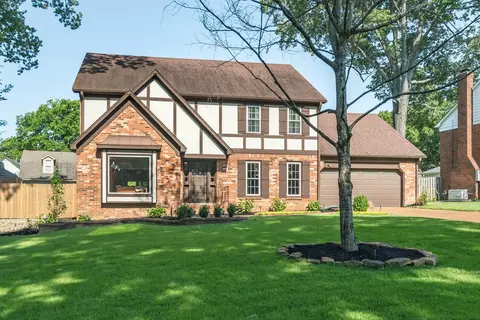 2855 Crooked Oak Dr, Germantown, TN 38138