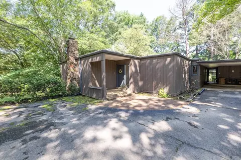 139 Viking Dr, Cordova, TN 38018