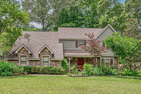2311 Windy Oaks Dr, Germantown, TN 38139
