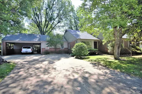 244 S White Station Rd, Memphis, TN 38117