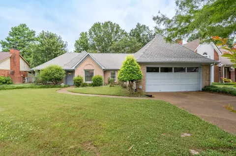 8276 River Creek Cv, Cordova, TN 38016