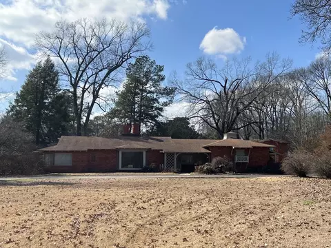 329 E Cherry Cir, Memphis, TN 38117 photo 4