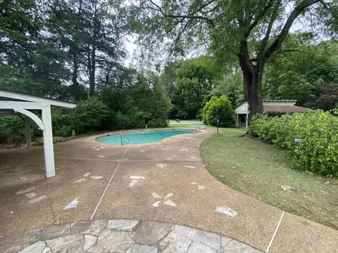 329 E Cherry Cir, Memphis, TN 38117 photo 18