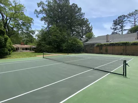 329 E Cherry Cir, Memphis, TN 38117 photo 23