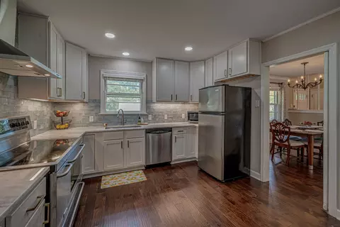 4475 Sequoia Rd, Memphis, TN 38117 photo 8