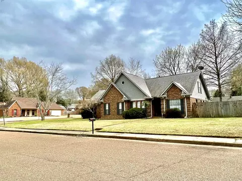 203 Glen Echo Rd, Collierville, TN 38017 photo 2