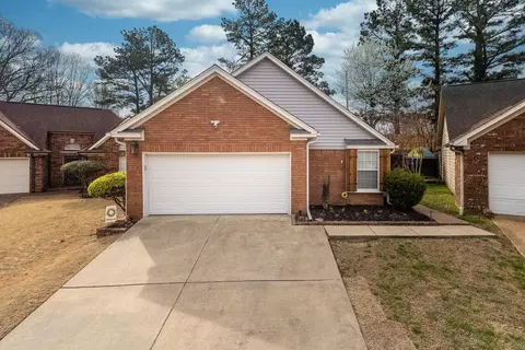 5566 Pine Oak Ln, Memphis, TN 38135 photo 2