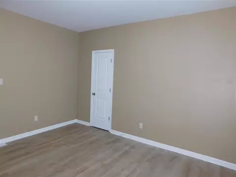 606 E Mallory Ave, Memphis, TN 38106 photo 8