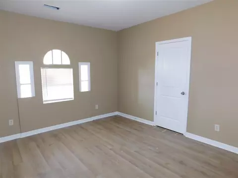 606 E Mallory Ave, Memphis, TN 38106 photo 9