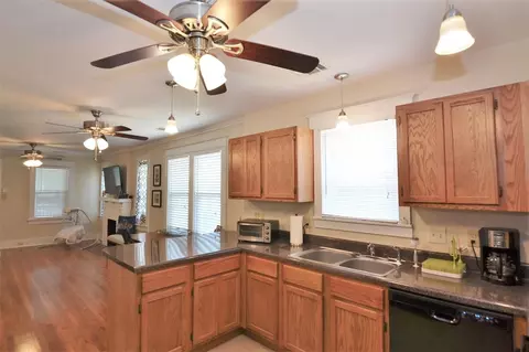 2615 Everett Ave, Memphis, TN 38112 photo 10