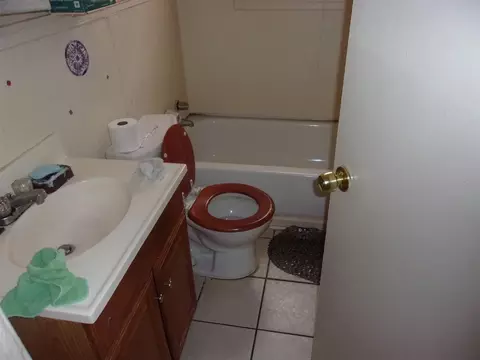 80 E Bodley Ave, Memphis, TN 38109 photo 2