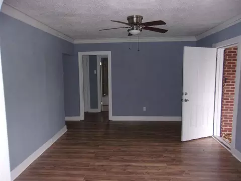 801 E Mallory Ave, Memphis, TN 38106 photo 2