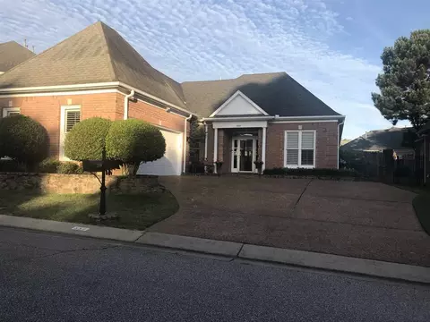 559 Warwick Willow Cv, Collierville, TN 38017 photo 1