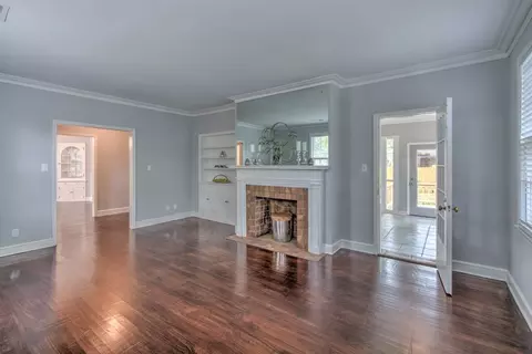 978 E Rainbow Dr, Memphis, TN 38107 photo 3