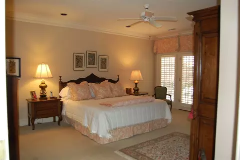 963 E Riverwalk Dr, Memphis, TN 38120 photo 12