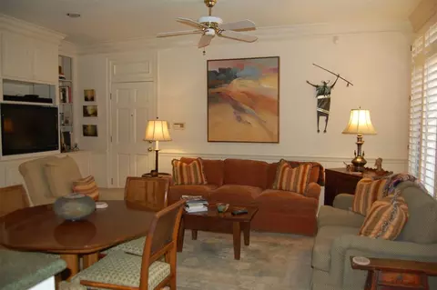 963 E Riverwalk Dr, Memphis, TN 38120 photo 11