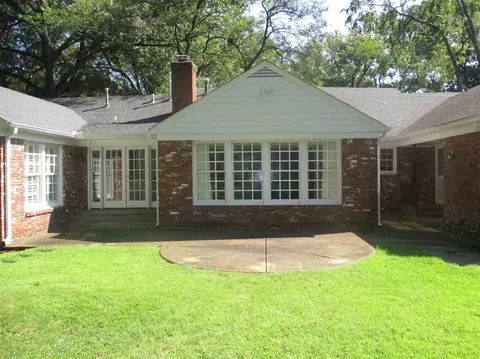 289 Woodmont Dr, Memphis, TN 38117 photo 21