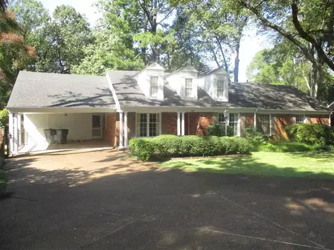 289 Woodmont Dr, Memphis, TN 38117 photo 3