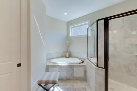 5249 Stonecrest Dr, Olive Branch, MS 38654 photo 17