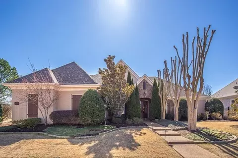 10247 Statfield Dr, Collierville, TN 38017 photo 1
