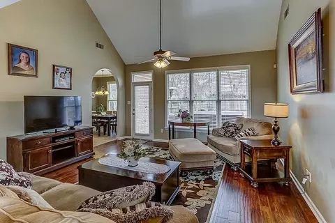 516 Glenogle Ln, Collierville, TN 38017 photo 8